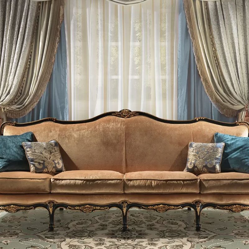 Le canapé Giusti de style Louis XV par Angelo Cappellini