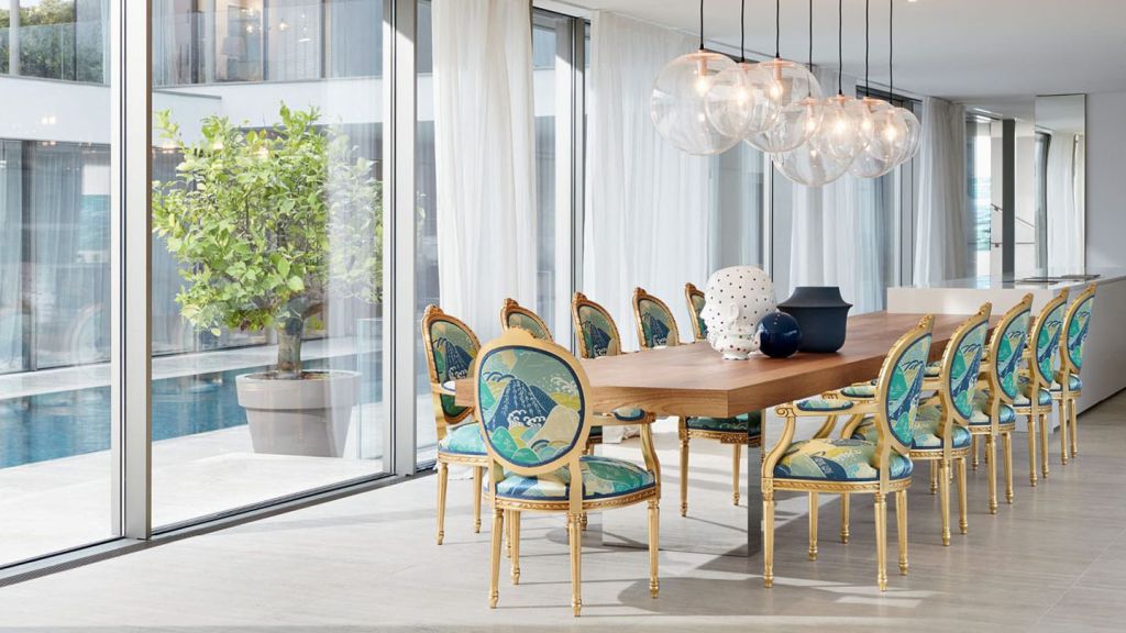 Sélection de mobilier haut-de-gamme