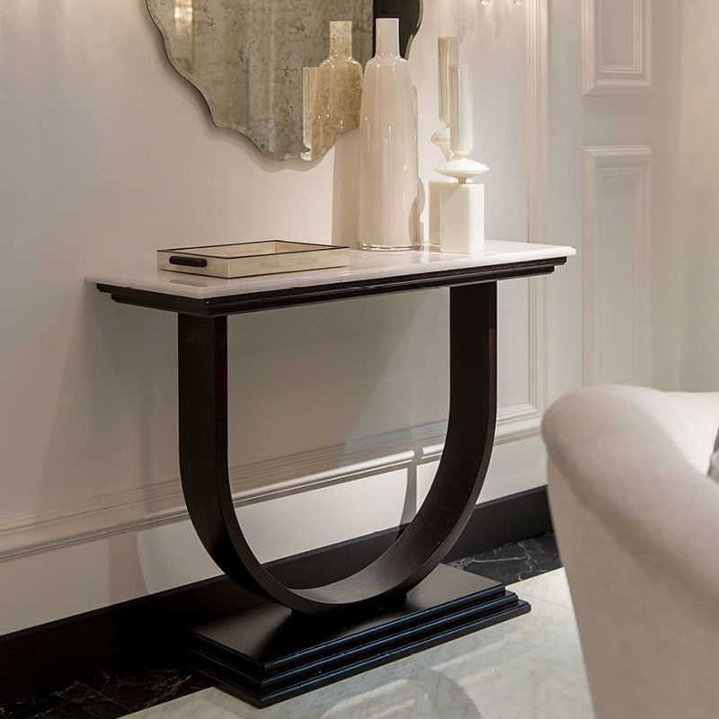 Console d'entrée Ippolito par Opéra Contemporary