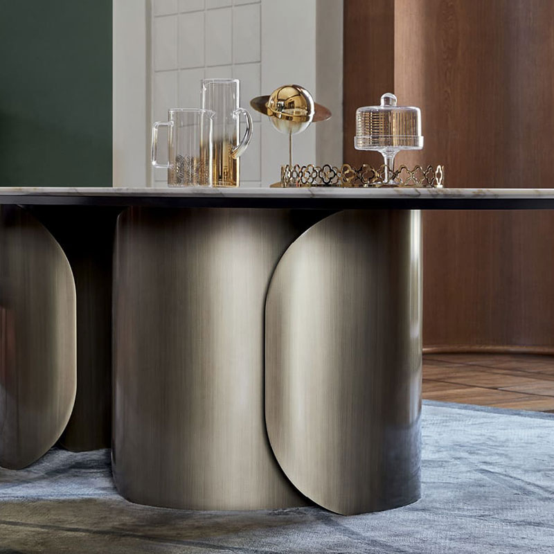 Table à manger ovale Oscar par Opéra Contemporary