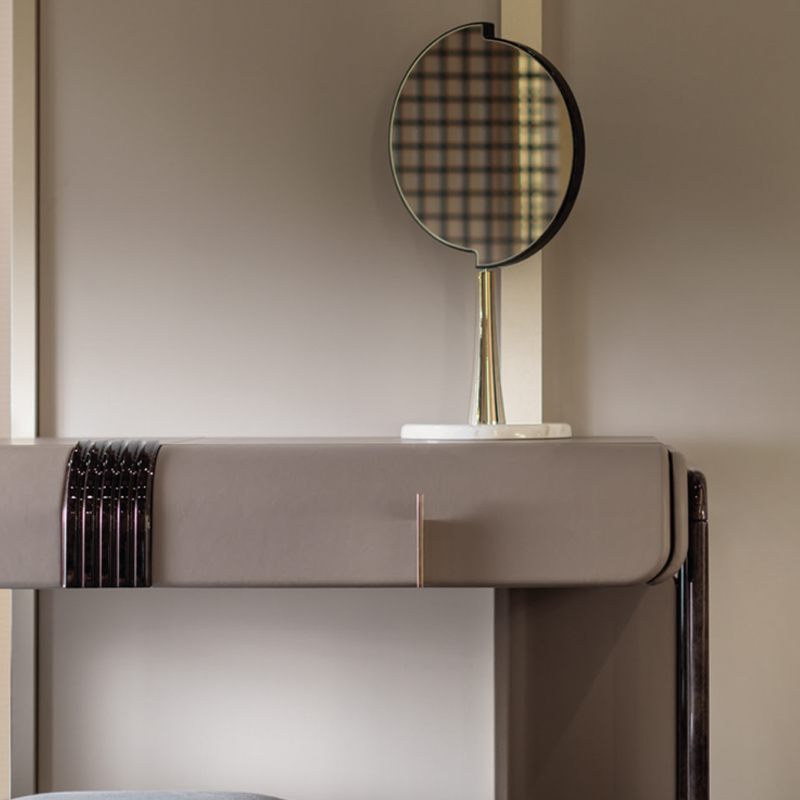 Coiffeuse Eclipse by Turri